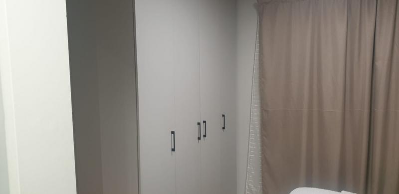 To Let 1 Bedroom Property for Rent in Pinelands Western Cape